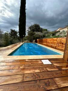Élagueur Paysagiste & Création de Terrasses en bois à Grasse